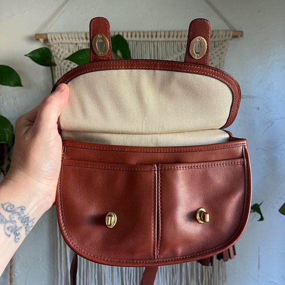 Coach Legacy Amanda Crossbody Bag 19925 Brown Leather Turnlock Tassel Rare - Picture 7 of 13